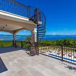 Villa Luxury Glabrova With Pool And Sauna Near The Sea On Krk Island