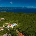 Luxury Glabrova With Pool And Sauna Near The Sea On Krk Island Villa *