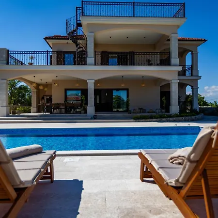 Luxury Glabrova With Pool And Sauna Near The Sea On Krk Island Gostinjac