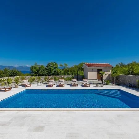 Villa Luxury Glabrova With Pool And Sauna Near The Sea On Krk Island *