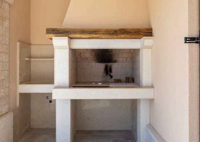别墅 Luxury Glabrova With Pool And Sauna Near The Sea On Krk Island *